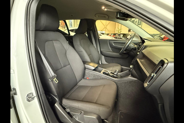 Volvo XC40 1.5 T2 Momentum Automaat, camera, carplay