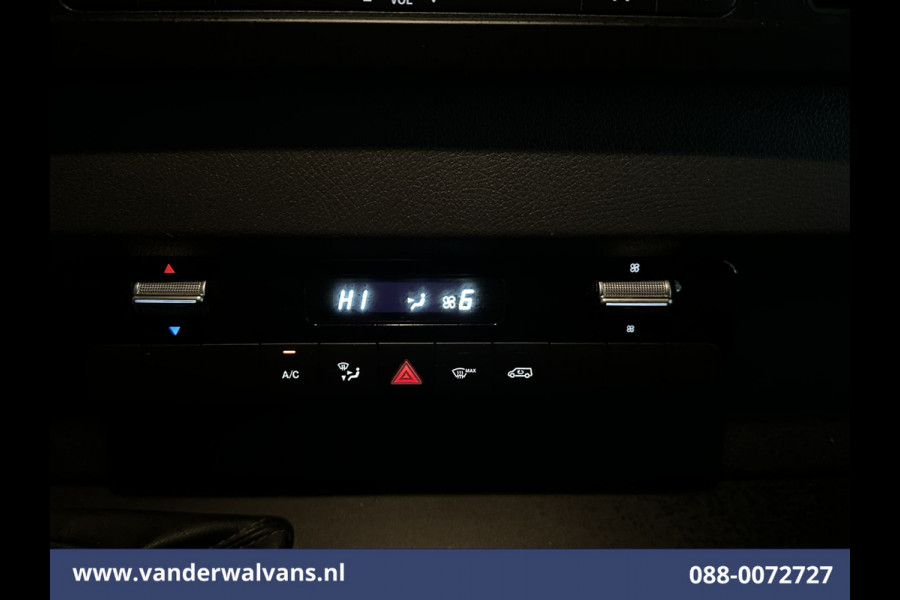 Mercedes-Benz Sprinter 316 CDI 164pk L3H2 Euro6 Airco | 360 Graden Camera | Navigatie | Apple Carplay | Chauffeursstoel Cruisecontrol, Android Auto, Stoelverwarming, Parkeersensoren, Bijrijdersbank