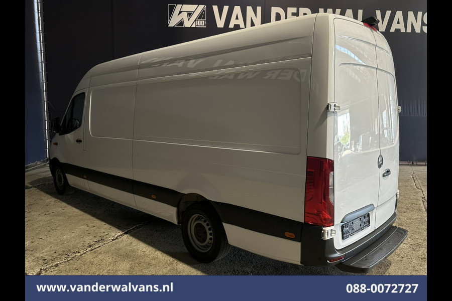 Mercedes-Benz Sprinter 316 CDI 164pk L3H2 Euro6 Airco | 360 Graden Camera | Navigatie | Apple Carplay | Chauffeursstoel Cruisecontrol, Android Auto, Stoelverwarming, Parkeersensoren, Bijrijdersbank