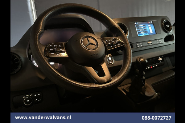 Mercedes-Benz Sprinter 316 CDI 164pk L3H2 Euro6 Airco | 360 Graden Camera | Navigatie | Apple Carplay | Chauffeursstoel Cruisecontrol, Android Auto, Stoelverwarming, Parkeersensoren, Bijrijdersbank