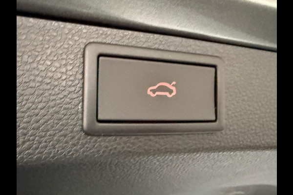 Škoda Karoq 1.5 TSI ACT Business Edition Automaat, Camera 1 Jaar Bovag garantie