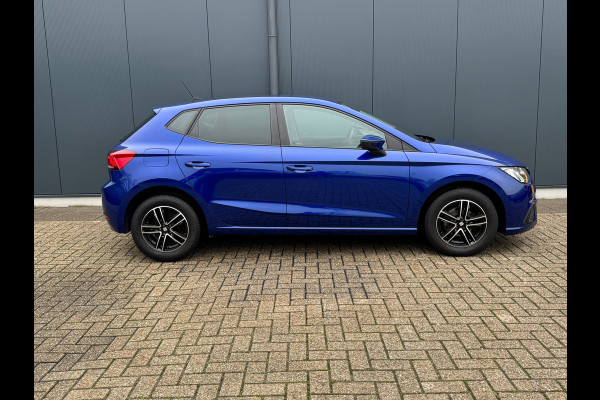Seat Ibiza 1.0 TSI Style * Navigatie * Camera * Cruise Control * Lm Velgen *