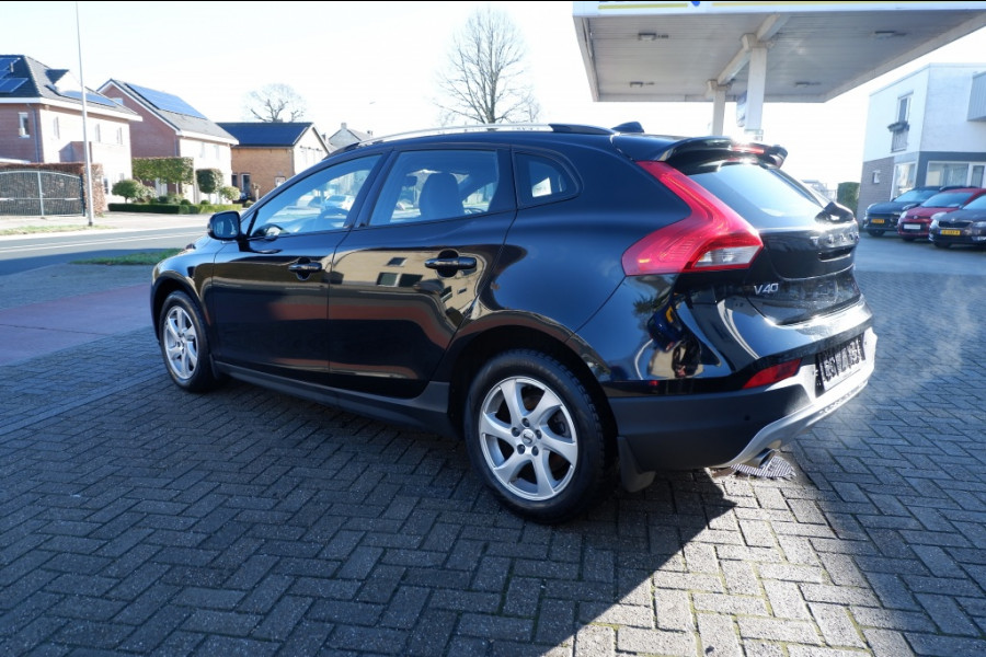 Volvo V40 Cross Country 1.5 T3 Polar + / INCL. 12mnd BOVAG / Leder / Stoelverwarming