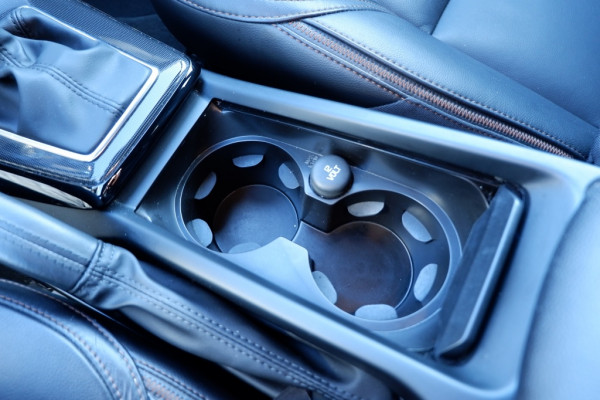 Volvo V40 Cross Country 1.5 T3 Polar + / INCL. 12mnd BOVAG / Leder / Stoelverwarming