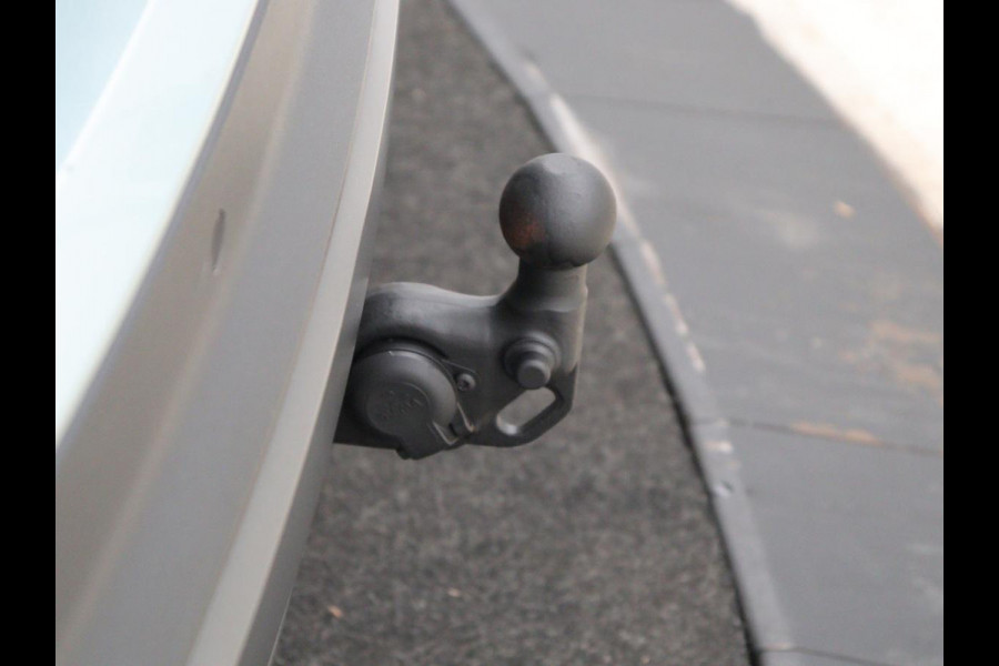 Škoda ENYAQ iV 60 | SOH 91% | Trekhaak | Stoelverwarming | Camera | Sportstuur | Carplay | Navigatie | Cruise control | Full LED | Half leder | DAB | Parkeerhulp | Sfeerverlichting | Climate control