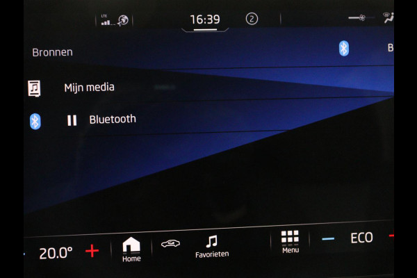 Škoda ENYAQ iV 60 | SOH 91% | Trekhaak | Stoelverwarming | Camera | Sportstuur | Carplay | Navigatie | Cruise control | Full LED | Half leder | DAB | Parkeerhulp | Sfeerverlichting | Climate control