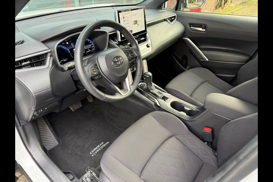 Toyota Corolla Cross Hybrid 140 Active - Automaat - Navi - Climate - Camera - Winterpakket