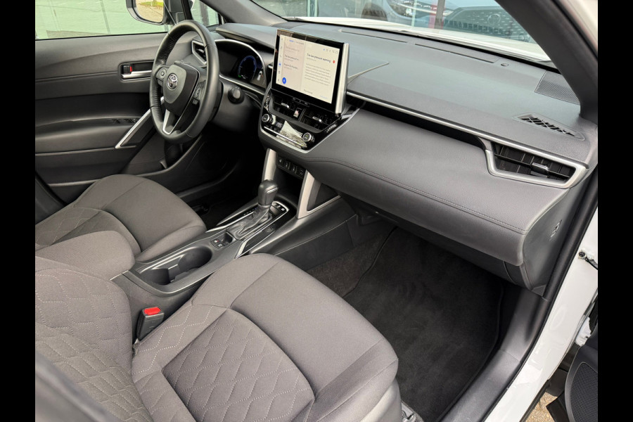 Toyota Corolla Cross Hybrid 140 Active - Automaat - Navi - Climate - Camera - Winterpakket