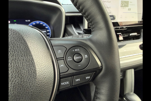 Toyota Corolla Cross Hybrid 140 Active - Automaat - Navi - Climate - Camera - Winterpakket