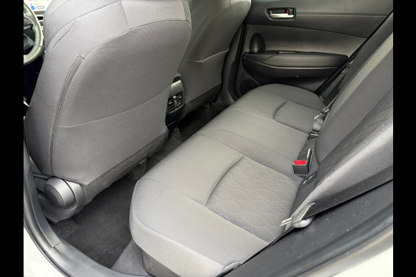 Toyota Corolla Cross Hybrid 140 Active - Automaat - Navi - Climate - Camera - Winterpakket