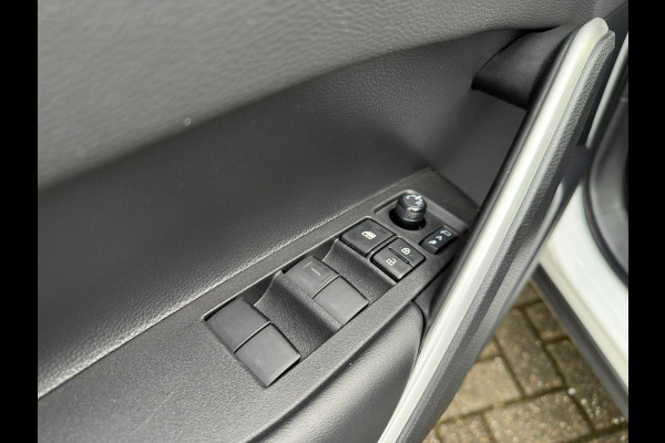 Toyota Corolla Cross Hybrid 140 Active - Automaat - Navi - Climate - Camera - Winterpakket