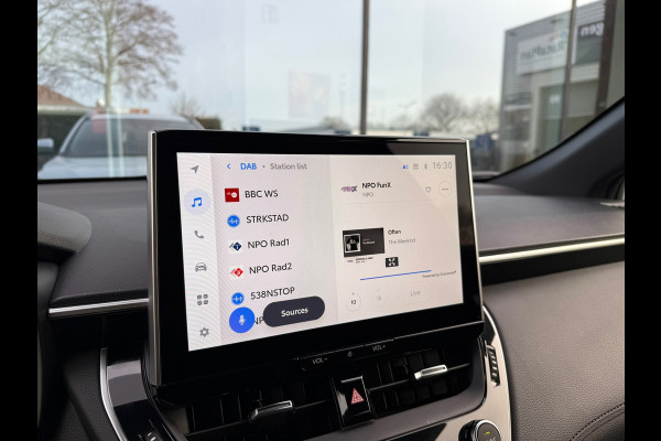 Toyota Corolla Cross Hybrid 140 Active - Automaat - Navi - Climate - Camera - Winterpakket