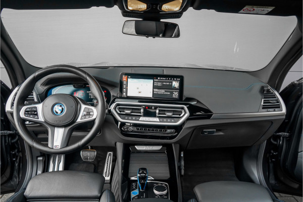 BMW iX3 High Executive M-Sport 80 kWh Pano ACC H&K 20"