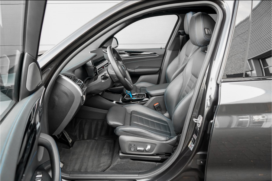 BMW iX3 High Executive M-Sport 80 kWh Pano ACC H&K 20"
