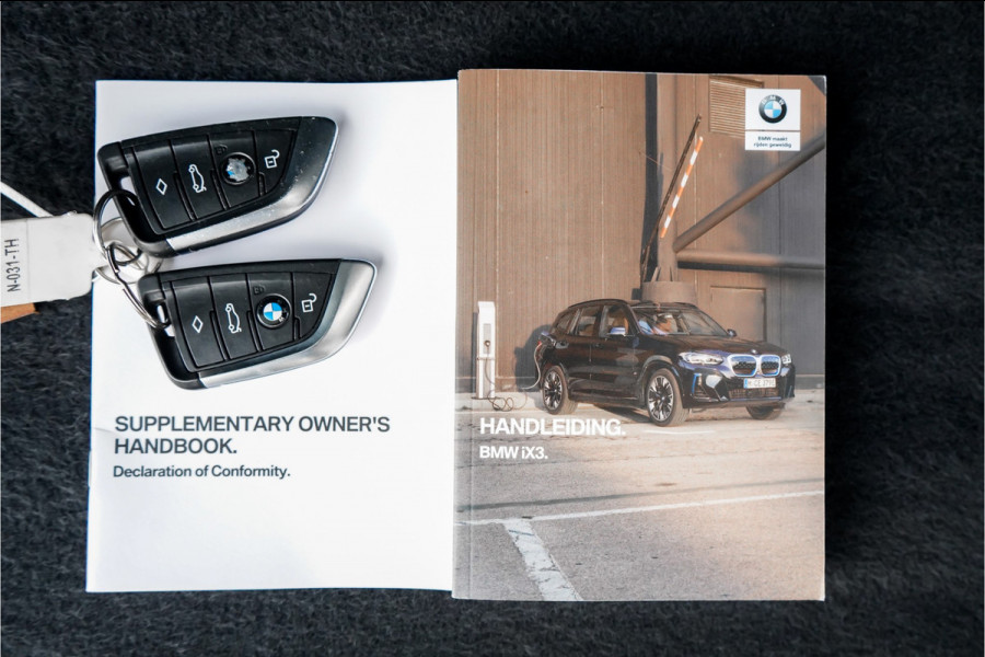 BMW iX3 High Executive M-Sport 80 kWh Pano ACC H&K 20"