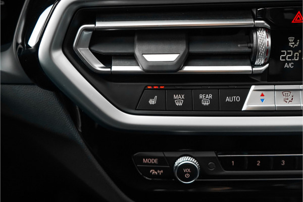 BMW iX3 High Executive M-Sport 80 kWh Pano ACC H&K 20"