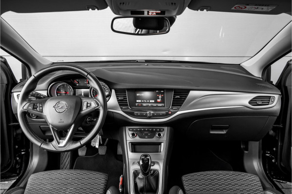 Opel Astra Sports Tourer 1.2 Edition Climate PDC CarPlay