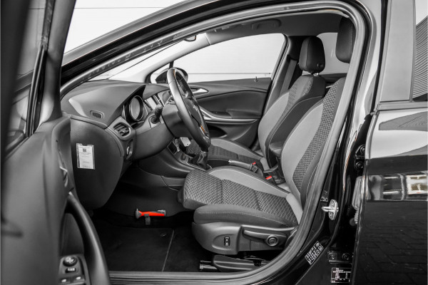 Opel Astra Sports Tourer 1.2 Edition Climate PDC CarPlay