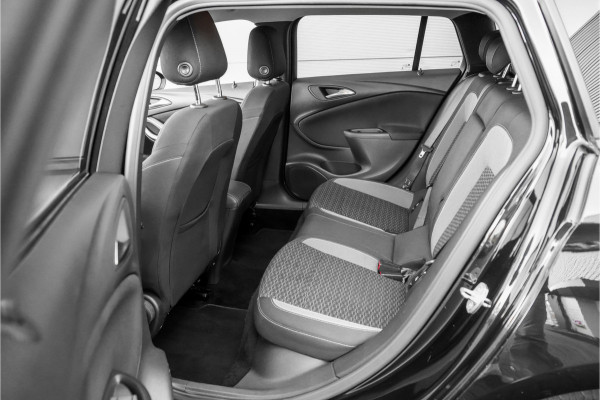 Opel Astra Sports Tourer 1.2 Edition Climate PDC CarPlay