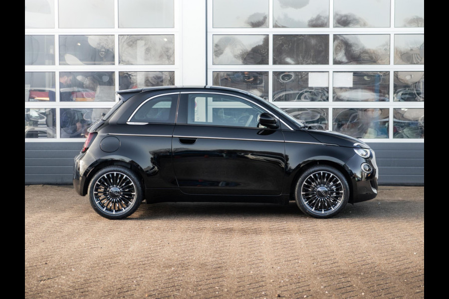 Fiat 500 Hybrid Collezione | Clima | LED | PDC | JBL Premium Audio | 17" | Camera | BSM | Canneloni Ivory/Piombo interieur