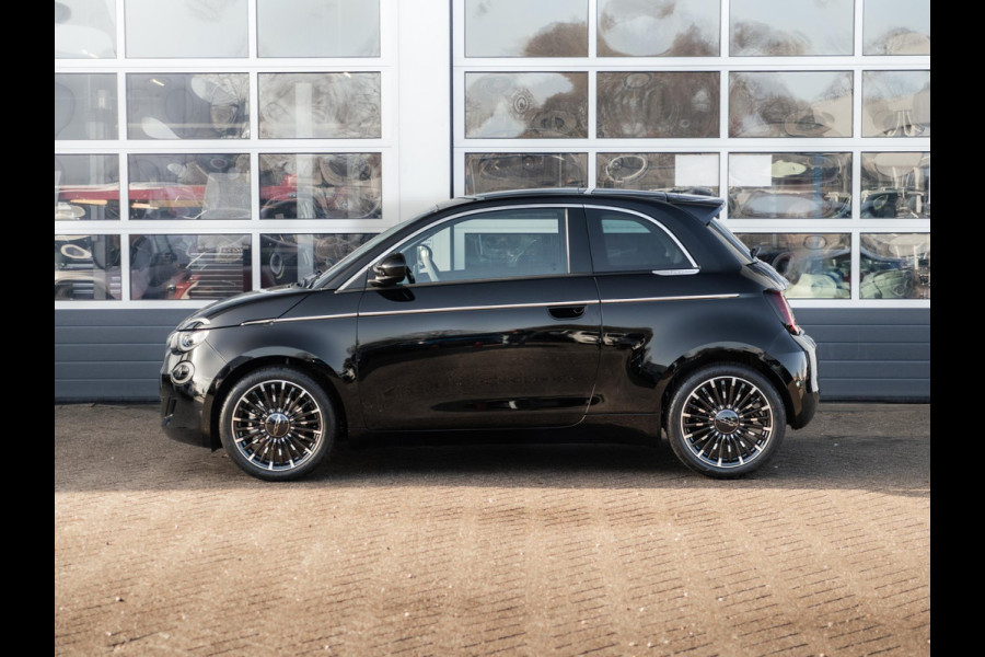 Fiat 500 Hybrid Collezione | Clima | LED | PDC | JBL Premium Audio | 17" | Camera | BSM | Canneloni Ivory/Piombo interieur