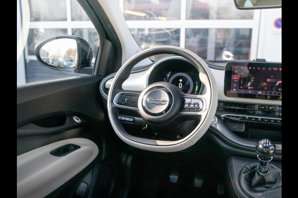 Fiat 500 Hybrid Collezione | Clima | LED | PDC | JBL Premium Audio | 17" | Camera | BSM | Canneloni Ivory/Piombo interieur