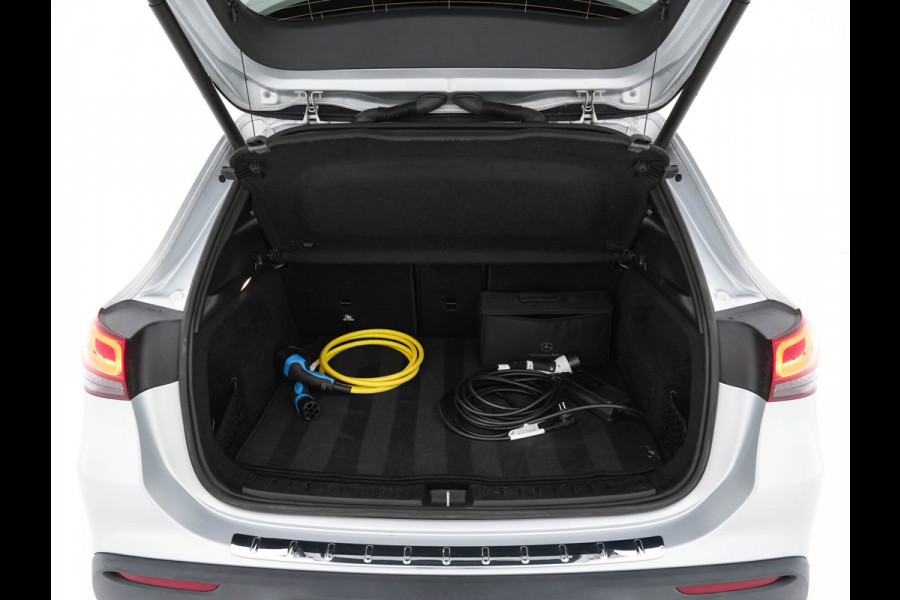 Mercedes-Benz EQA 250 Business Solution Luxury 67 kWh [ 3-Fase ] (SOH-94%) (INCL-BTW) *PANO | LEATHER | WIDESCREEN-COCKPIT | FULL-LED | BLINDSPOT | AMBIENT-LIGHT | CAMERA | NAVI-FULLMAP | DAB+ | COMFORT-SEATS | ECC | SHIFTPADDLES | CRUISE | HEATED-SEATS | ...