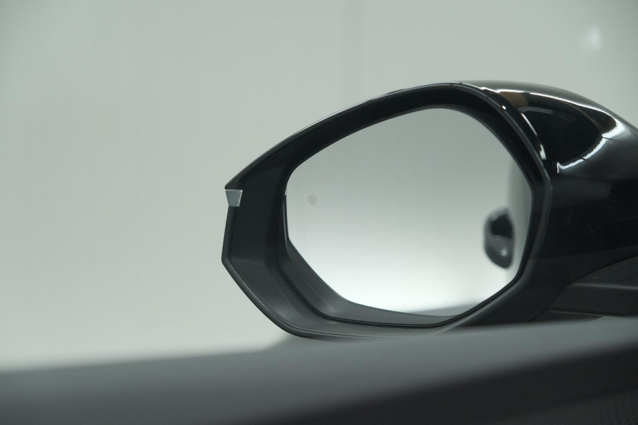 Peugeot 5008 1.2 Hybrid 136 GT | Allseason Banden | Adaptieve Cruise Control | 360 Camera | Apple Carplay