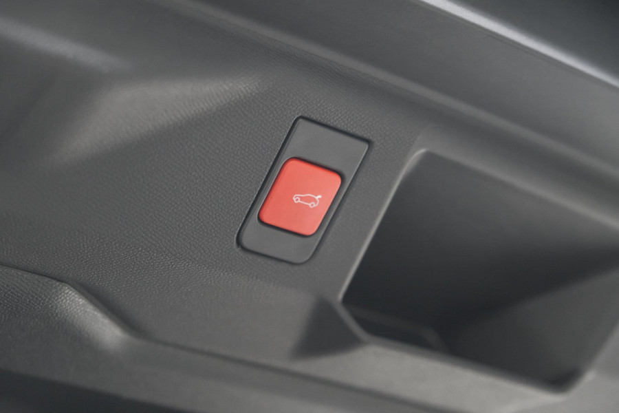 Peugeot 5008 1.2 Hybrid 136 GT | Allseason Banden | Adaptieve Cruise Control | 360 Camera | Apple Carplay