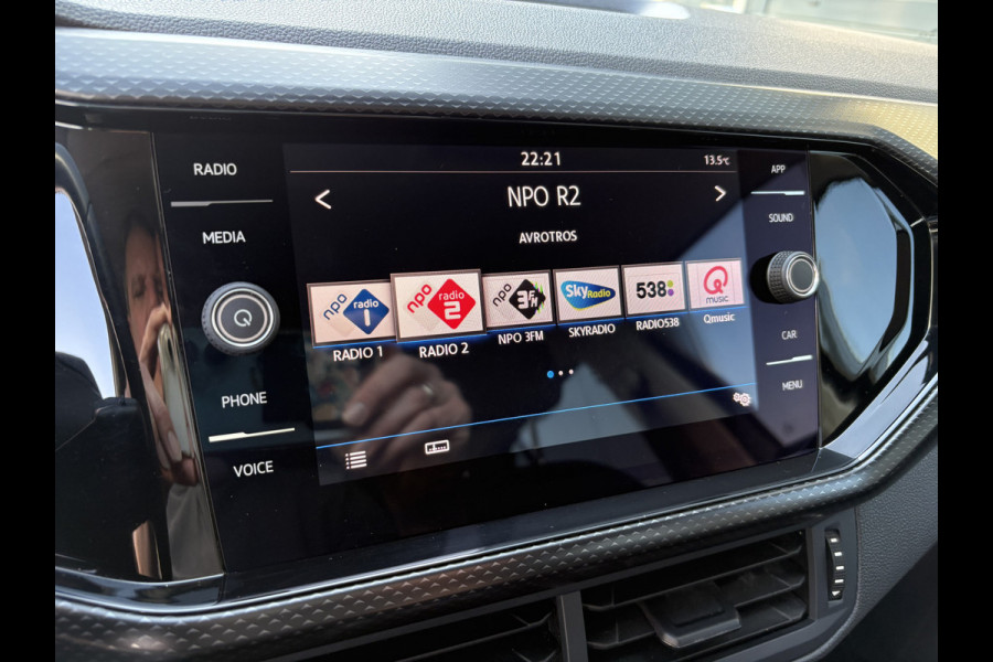 Volkswagen T-Cross 1.0 TSi Life CAMERA/CARPLAY/VIRTUAL/DODEHOEK/ADAPT.CRUISE