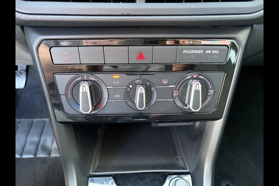 Volkswagen T-Cross 1.0 TSi Life CAMERA/CARPLAY/VIRTUAL/DODEHOEK/ADAPT.CRUISE