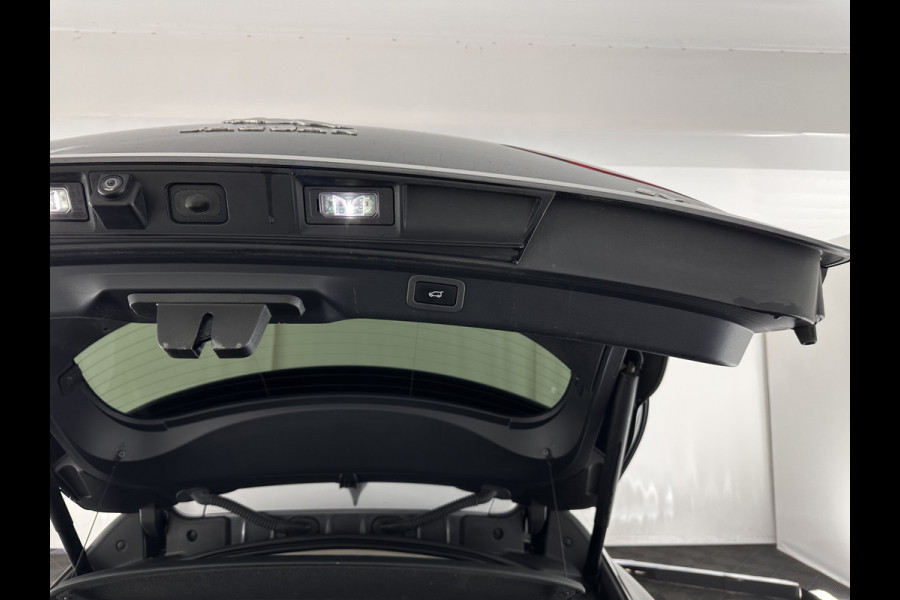 Jaguar I-PACE EV400 First Edition 90 kWh AWD {SOH-99%} Aut. *PANO | LEATHER | MATRIX-LED | MERIDIAN | TOPVIEW | BLINDSPOT | MEMORY-PACK | DIGI-COCKPIT | KEYLESS | HEAD-UP | NAVI-FULLMAP | HEATED-SPORTSEATS | DAB+ | AMBIENTLIGHT | PRIVACYGLASS | T