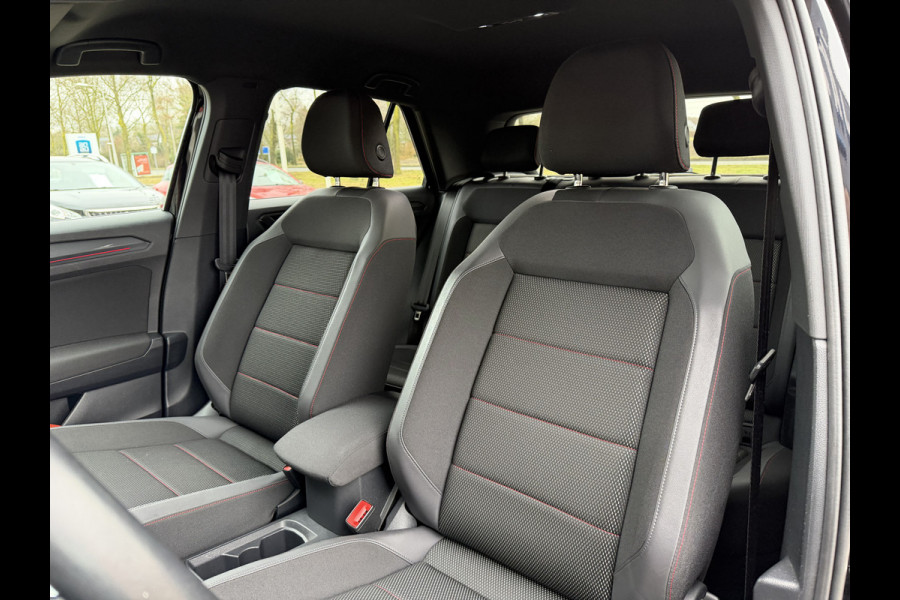 Volkswagen T-Roc 1.5 TSI Sport Automaat / Carplay / Navi / 18" LM / Adap. Cruise. / Parkeersensoren v+a
