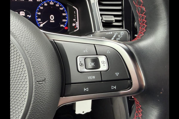 Volkswagen T-Roc 1.5 TSI Sport Automaat / Carplay / Navi / 18" LM / Adap. Cruise. / Parkeersensoren v+a