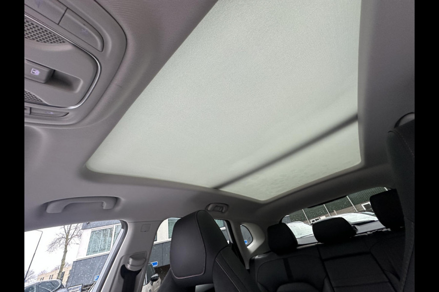 MG EHS 1.5 TGDI Luxury VAN € 23.900,- VOOR € 20.330,- UW LENTEVOORDEEL €3.570,-! | PHEV | MEGA COMPLEET! | COMPLETE HISTORIE AANWEZIG | FABRIEKSGARANTIE T/M 06-2029 | 52km WLTP ELECTR RIJBEREIK, TOTAAL RIJBEREIK TOT 1.000km!