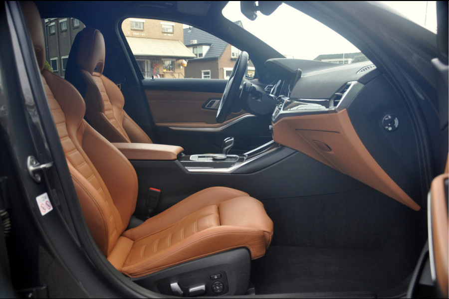 BMW 3 Serie Touring M340i xDrive Business Edition | Panoramadak | Laser | HUD | HK Audio | Zeer mooie staat!