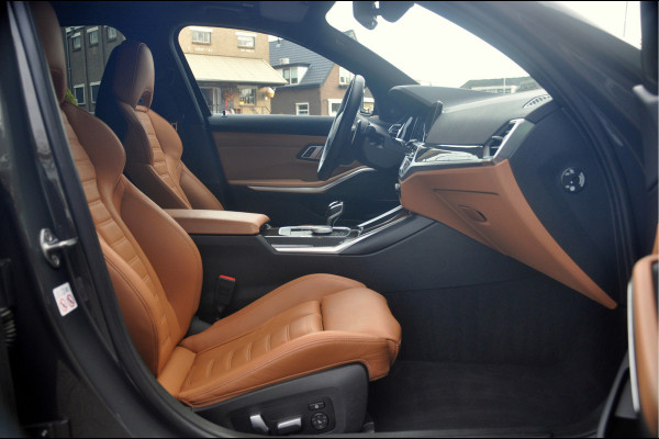 BMW 3 Serie Touring M340i xDrive Business Edition | Panoramadak | Laser | HUD | HK Audio | Zeer mooie staat!