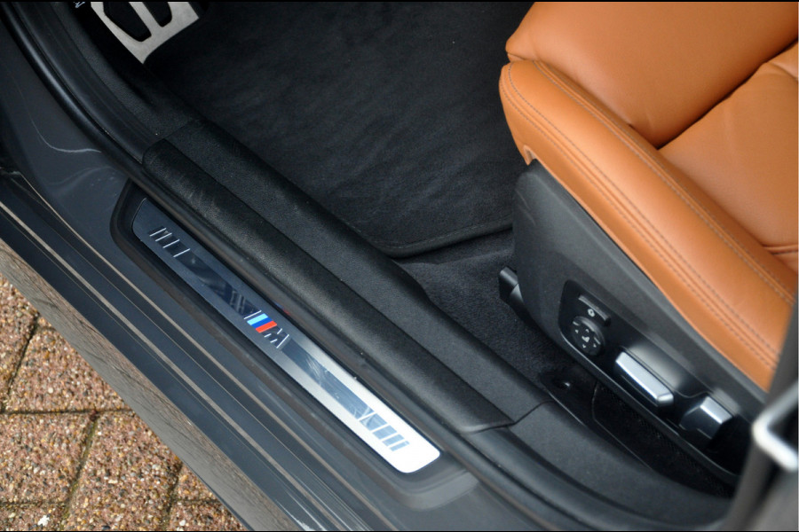 BMW 3 Serie Touring M340i xDrive Business Edition | Panoramadak | Laser | HUD | HK Audio | Zeer mooie staat!