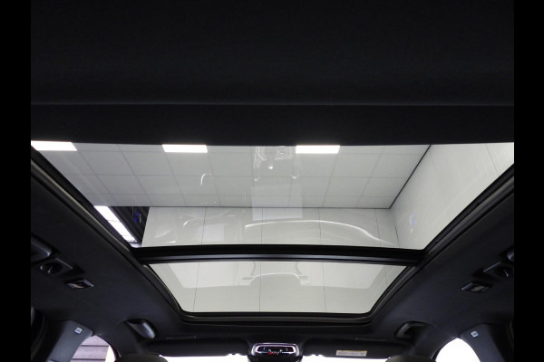 Lynk & Co 01 1.5 PHEV BlackLine ZW.HEMEL/360CAM/SCHUIFDAK/LED/20"LMV!