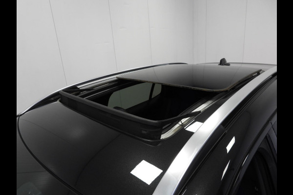 Lynk & Co 01 1.5 PHEV BlackLine ZW.HEMEL/360CAM/SCHUIFDAK/LED/20"LMV!