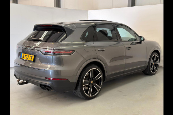 Porsche Cayenne 3.0 E-Hybrid / Pano / Sport Chrono / PDLS+ / ACC