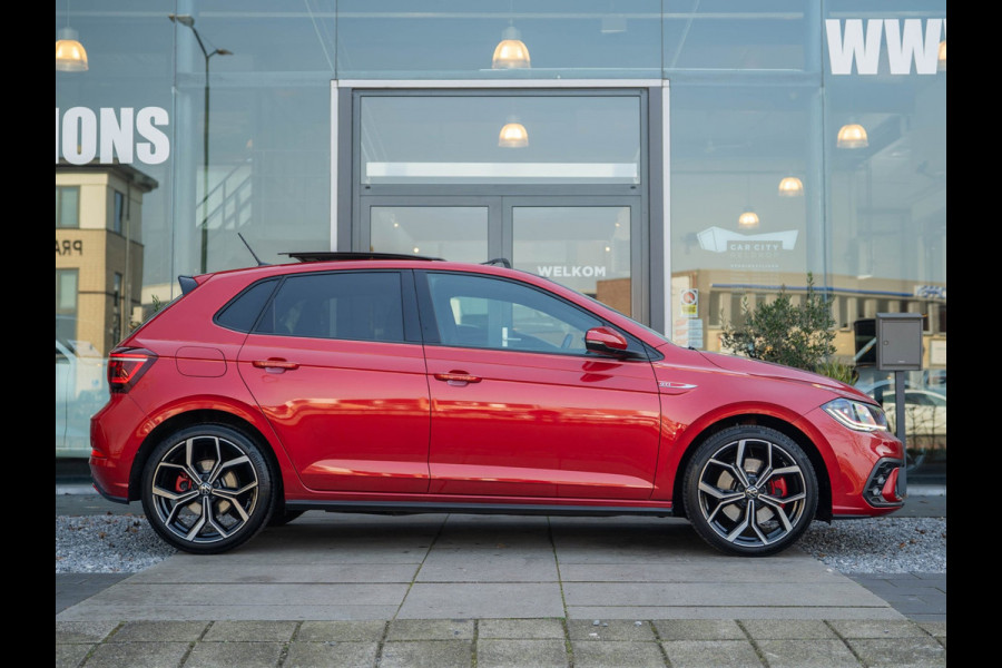 Volkswagen Polo 2.0 TSI GTI / IQ / Pano / Stoelverwarming / Camera