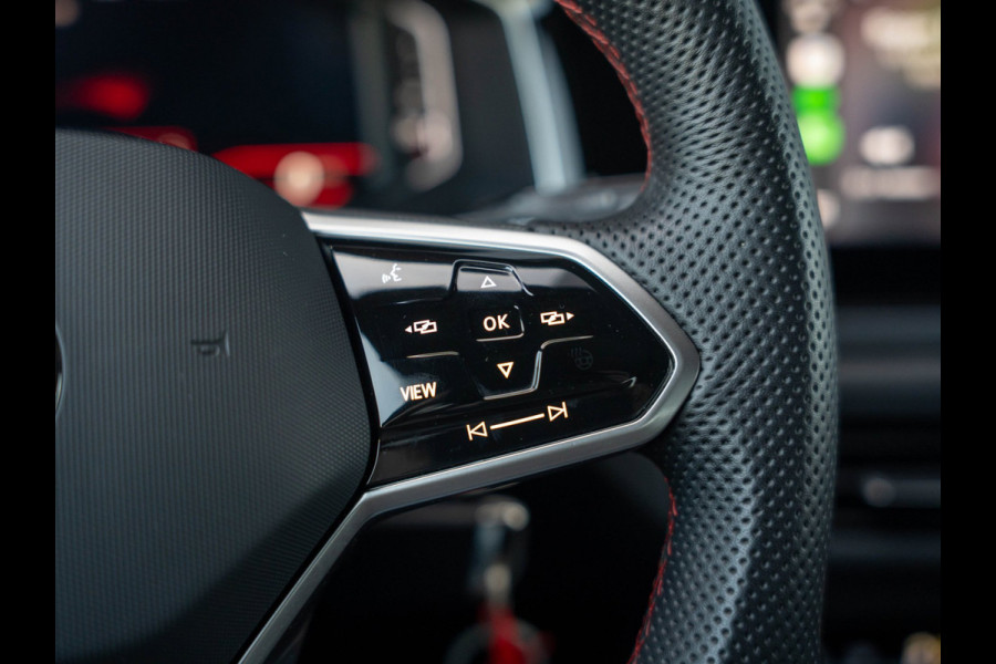 Volkswagen Polo 2.0 TSI GTI / IQ / Pano / Stoelverwarming / Camera