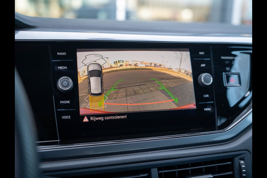 Volkswagen Polo 2.0 TSI GTI / IQ / Pano / Stoelverwarming / Camera