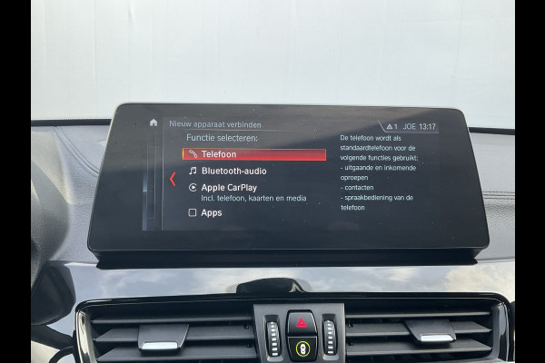 BMW X1 20i M-Sport Business Edition Plus Afn.Trekhaak HUD Leer Stoelverw 19 Inch Keyless NL-Auto!