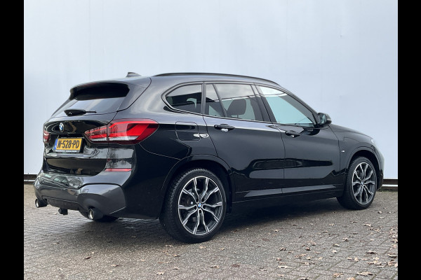 BMW X1 20i M-Sport Business Edition Plus Afn.Trekhaak HUD Leer Stoelverw 19 Inch Keyless NL-Auto!