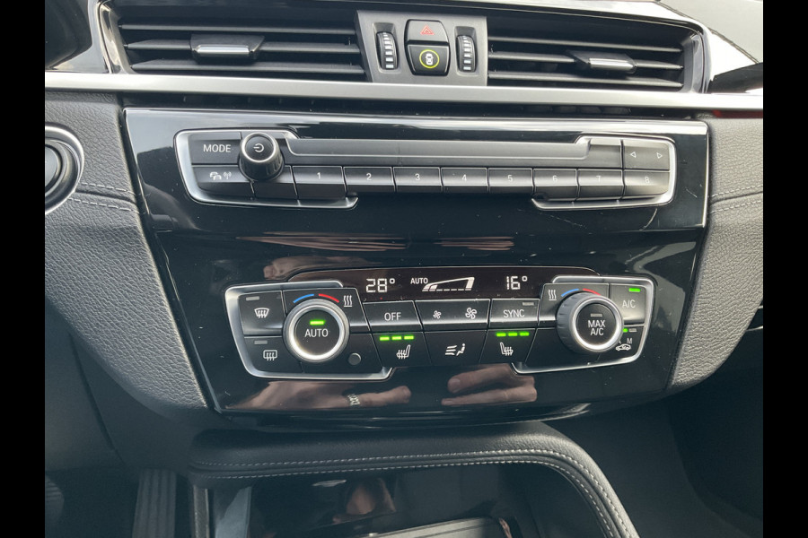 BMW X1 20i M-Sport Business Edition Plus Afn.Trekhaak HUD Leer Stoelverw 19 Inch Keyless NL-Auto!