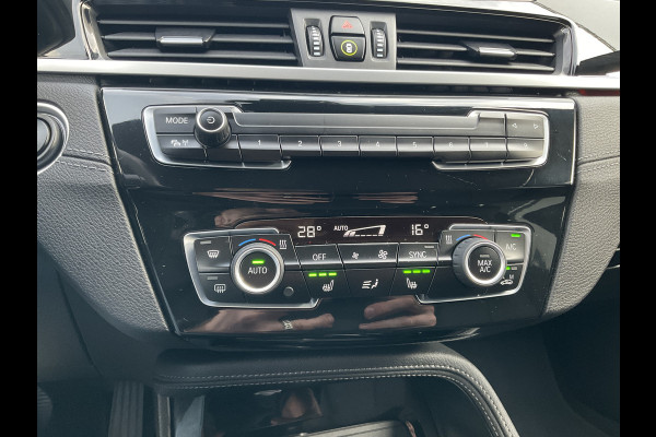 BMW X1 20i M-Sport Business Edition Plus Afn.Trekhaak HUD Leer Stoelverw 19 Inch Keyless NL-Auto!