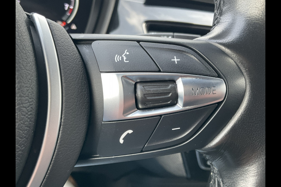 BMW X1 20i M-Sport Business Edition Plus Afn.Trekhaak HUD Leer Stoelverw 19 Inch Keyless NL-Auto!