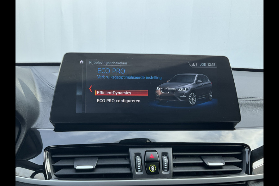 BMW X1 20i M-Sport Business Edition Plus Afn.Trekhaak HUD Leer Stoelverw 19 Inch Keyless NL-Auto!